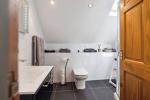 Photo 31- click for photo gallery